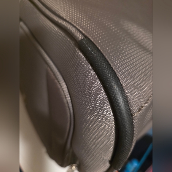 Travelpro Slate Green Carryon Underseat Bah - Picture 15 of 16